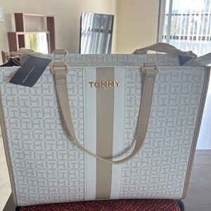 Tommy Hilfiger Cream and Tan Tote